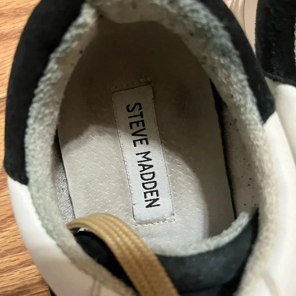 Steve Madden Sienna Sneakers 6.5 - Picture 4 of 5